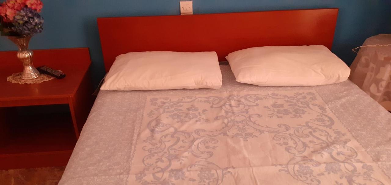 Hotel Pame Pantheos Kamena Vourla Esterno foto