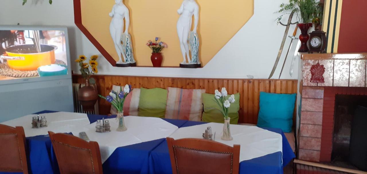 Hotel Pame Pantheos Kamena Vourla Esterno foto
